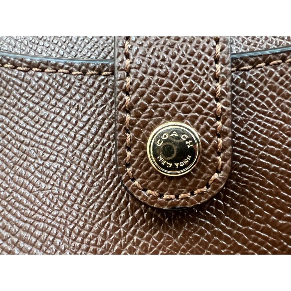 Coach Multifunctional Wallet In English Tan - Picture 11 of 16